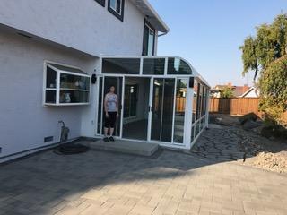 Series 230 Curved Eave Solarium