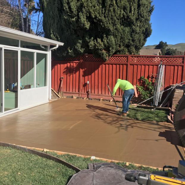 Series 230 Sun and Shade Studio Sunroom