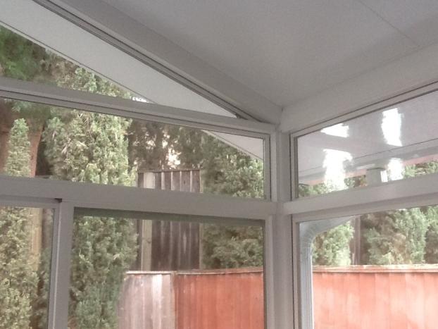 Series 230 Sun and Shade Sunroom / Cathedral