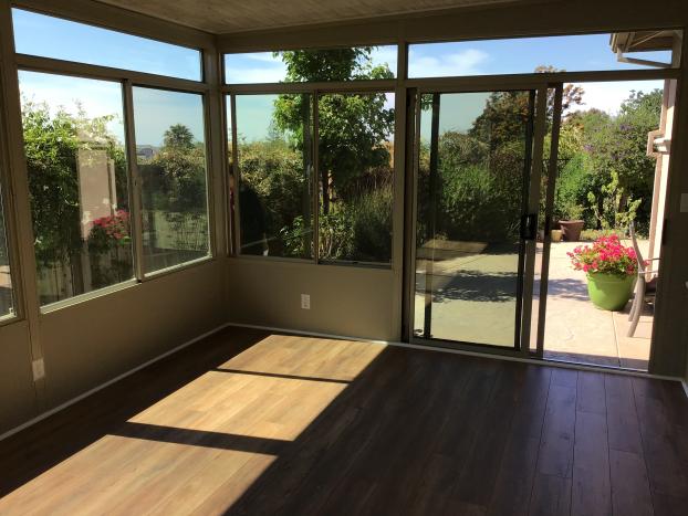 Series 230 Sun and Shade Studio Sunroom